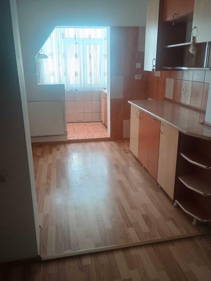 Apartament de vanzare - 8
