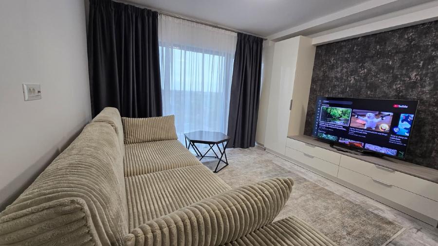 Apartament cu 2 camere decomandat în Universității