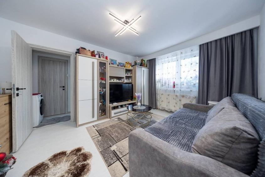 Apartament cu 3 camere în Electroprecizia