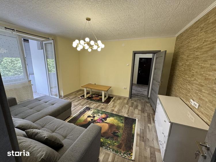Apartament cu 2 camere în Micro 15