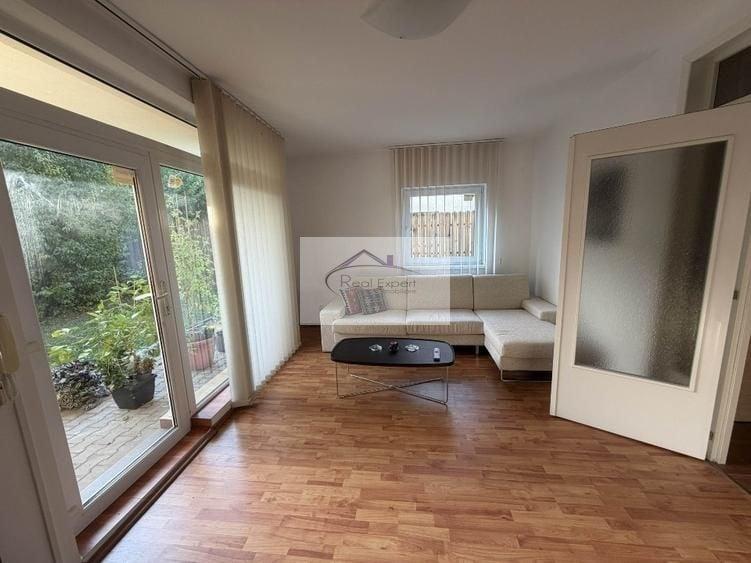 Duplex cu 5 camere cu Canalizare în Bună Ziua