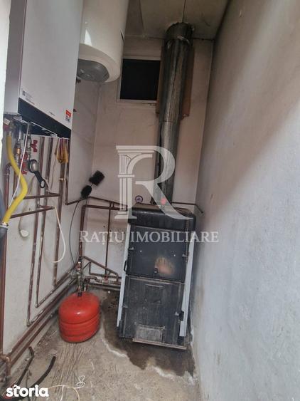 Casă cu 3 camere decomandat cu Teren 11 Mp în Central