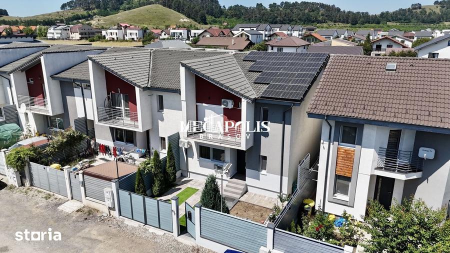 Casă cu 4 camere cu Teren 230 Mp în Sânpetru