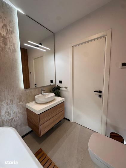 Apartament cu 3 camere decomandat în Ultracentral