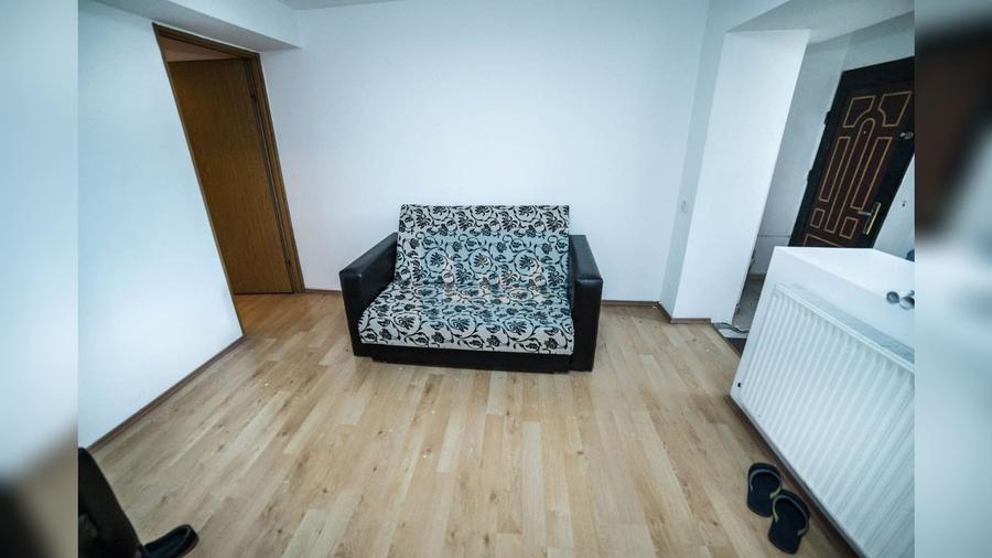 Casă cu 10 camere cu Teren 216 Mp în Turda