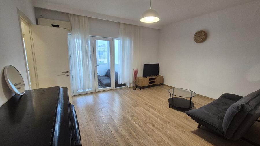 Apartament cu 2 camere + 1 camera de serviciu -  78,67 mp - Piata Romana - 1