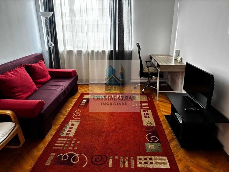 Apartament cu 2 camere semidecomandat în Cornișa
