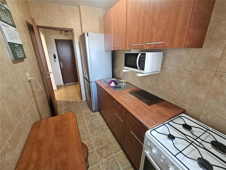 Garsonieră decomandată, mobilată în Obor