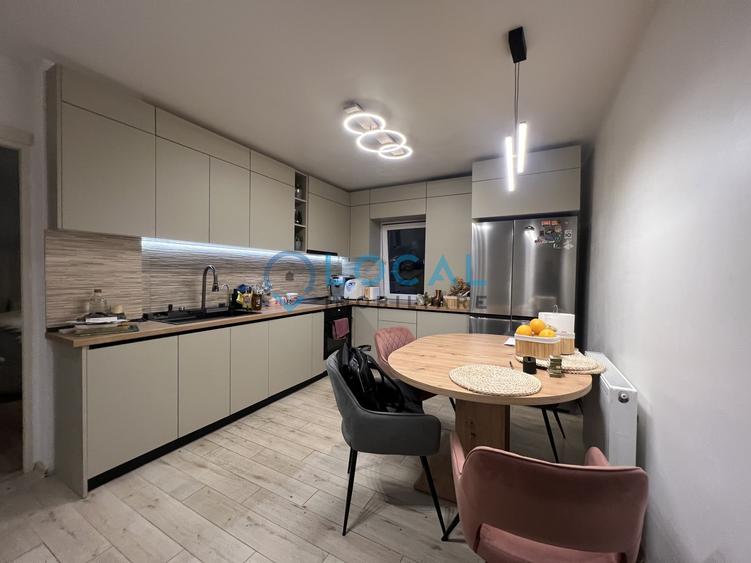 Apartament cu 3 camere decomandat, mobilat în Zorilor
