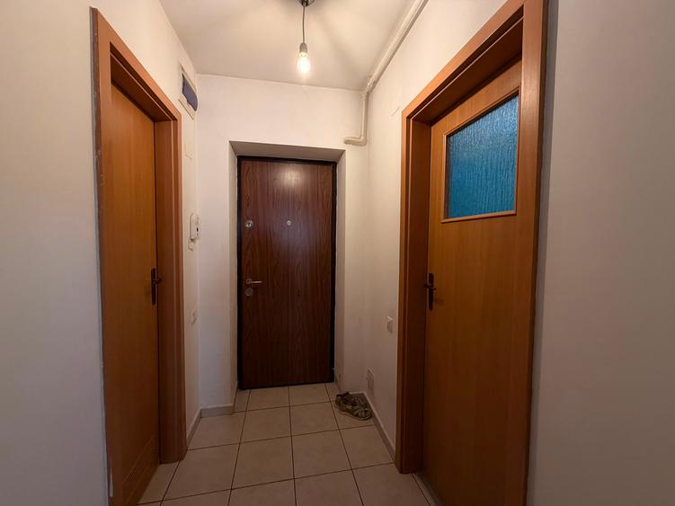 Garsonieră decomandată în Doamna Ghica