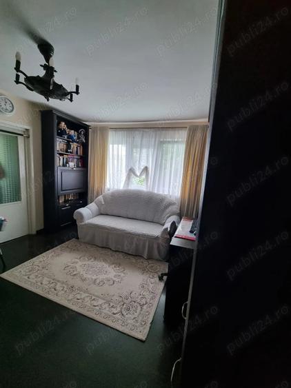 Apartament cu 2 camere nedecomandat în Central