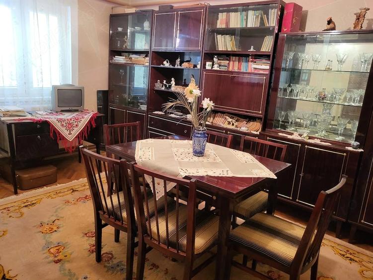 Casă cu 3 camere cu Teren 719 Mp în Central