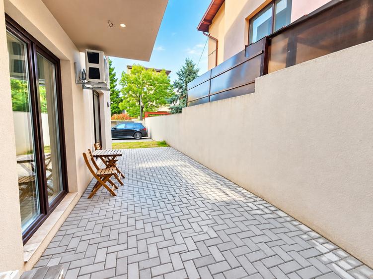 Apartament cu 2 camere decomandat în Drumul Taberei