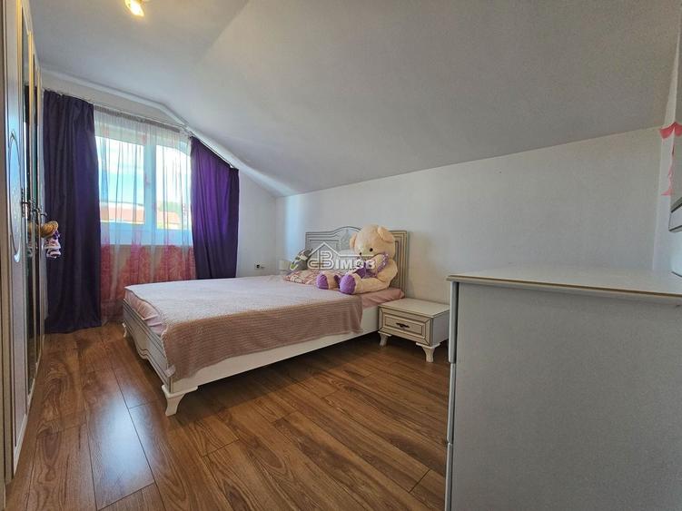 Casă cu 4 camere cu Canalizare în Micro 11