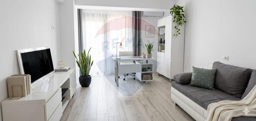 Apartament cu 4 camere decomandat în Băneasa