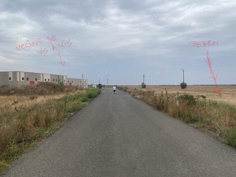 Teren de 11300 mp, în Central