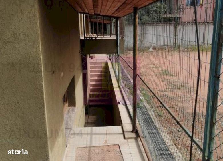 Casă cu 4 camere în Prelungirea Ghencea