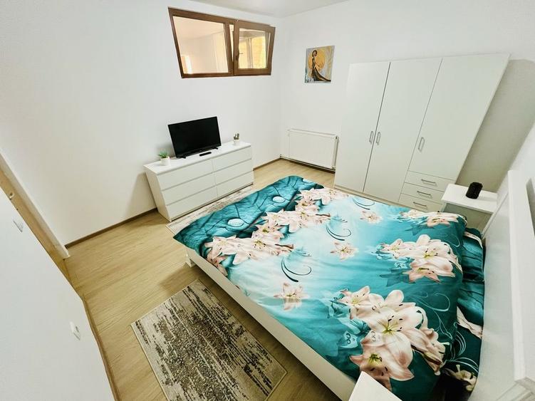 Apartament cu 2 camere decomandat în Valea Aurie