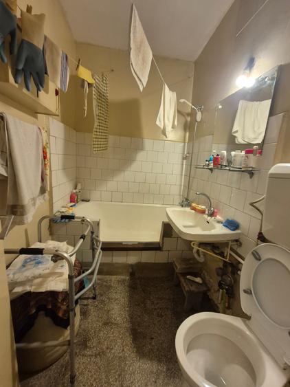 Apartament cu 2 camere decomandat în 1 Decembrie 1918