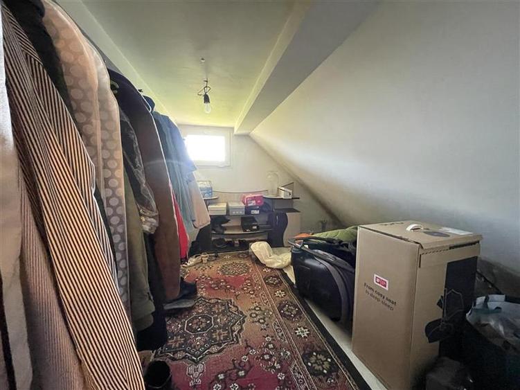 Casă individuală cu 4 camere cu Teren 430 Mp în Moara Domnească