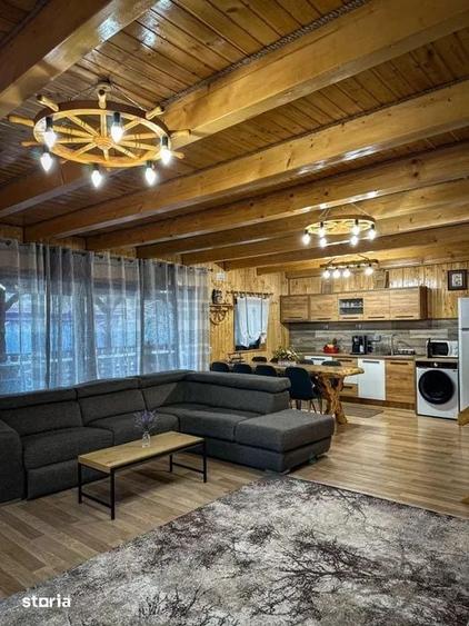 Casă cu 5 camere cu Teren 1000 Mp în Vale