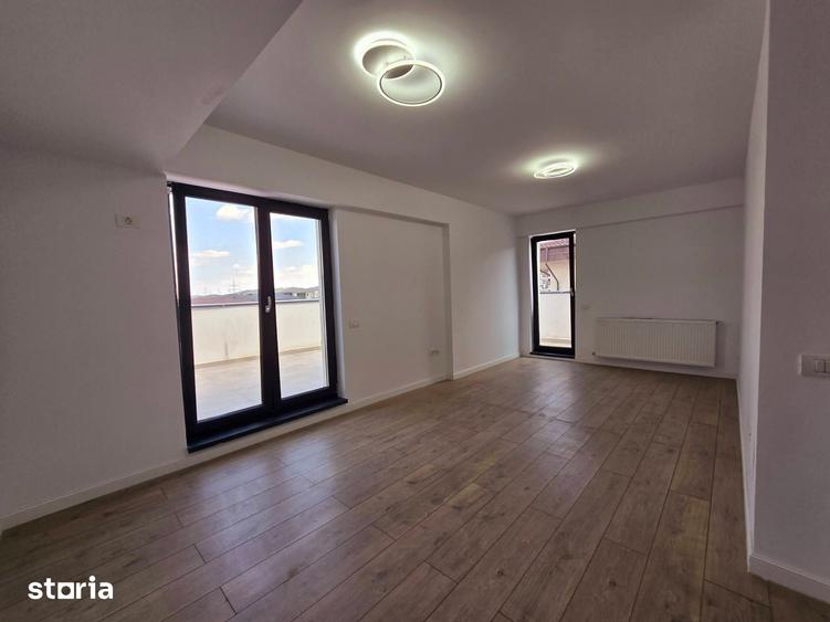 Apartament cu 4 camere decomandat în Fundeni