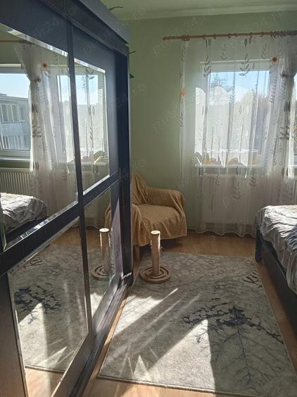 Vand apartament cu 2 camere - 1