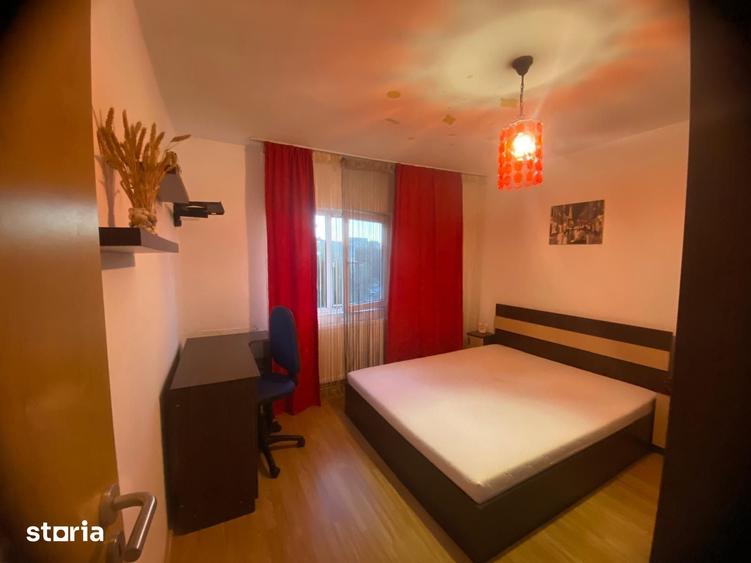 Apartament cu 2 camere decomandat în Calea București