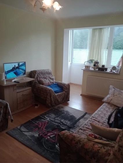 Apartament cu 2 camere semidecomandat în Cezar Petrescu