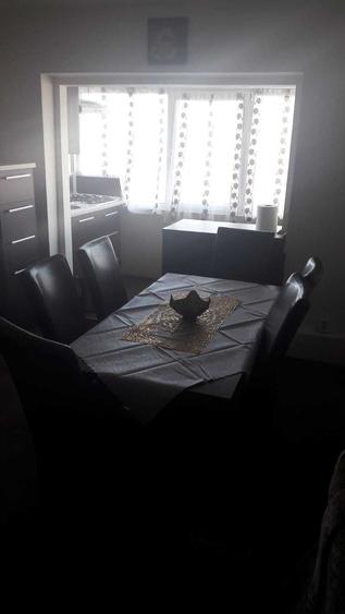 Apartament cu 3 camere decomandat în Exterior Vest