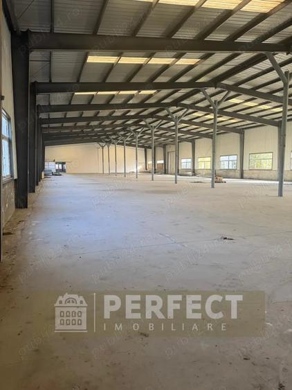 Spațiu comercial, de 3,840 mp, în Central