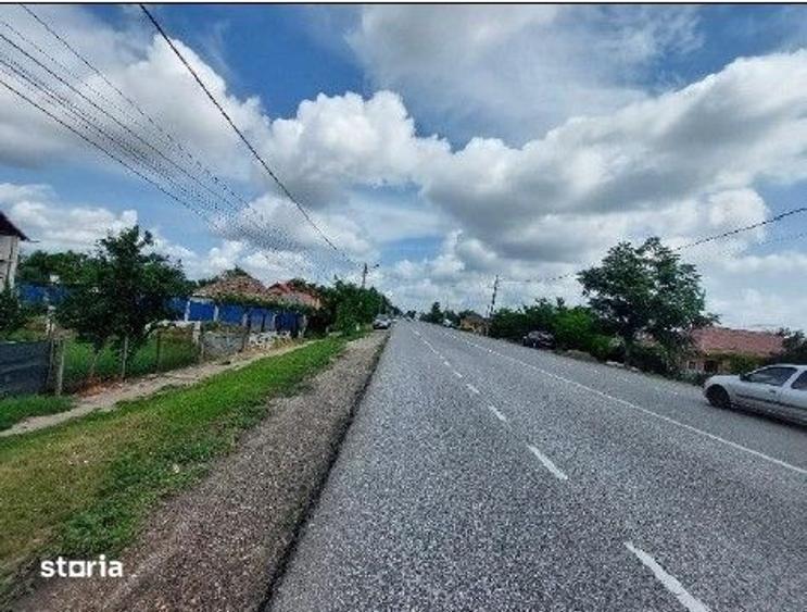 Casă cu 6 camere cu Teren 692 Mp în Nicolae Bălcescu