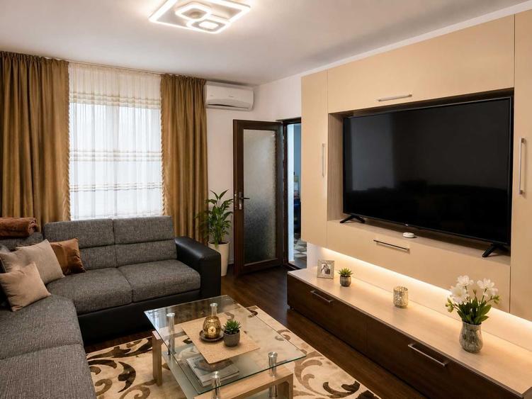 Apartament cu 2 camere decomandat în Central
