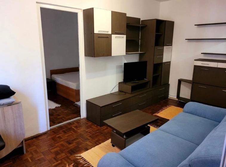 Apartament cu 2 camere semidecomandat, mobilat în Valea Rosie