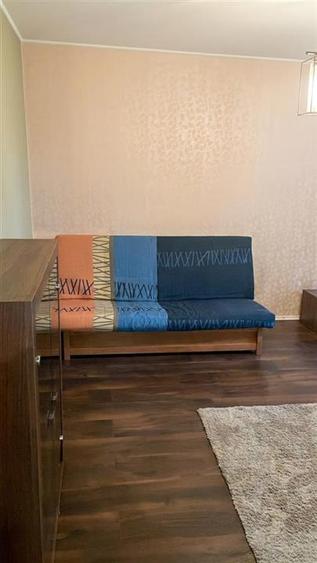 Apartament cu 4 camere decomandat în Dacia