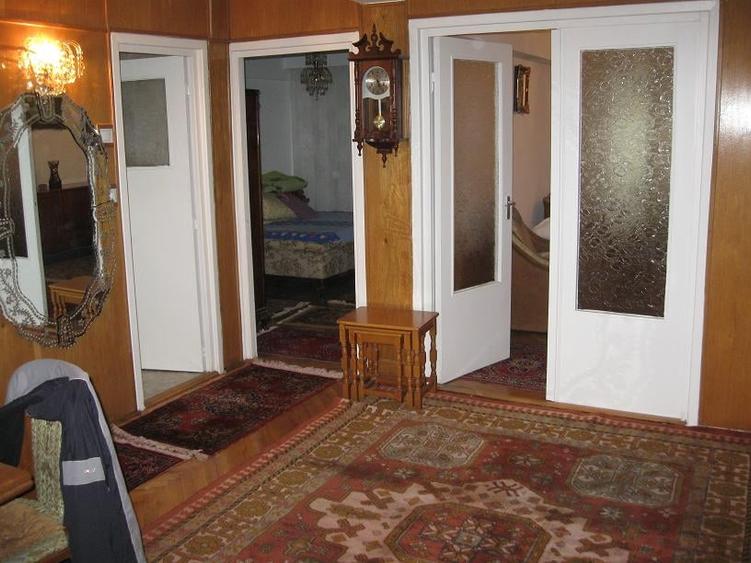Închiriere apartament 2 camere cu garaj,  lângă Teatrul Național - 4