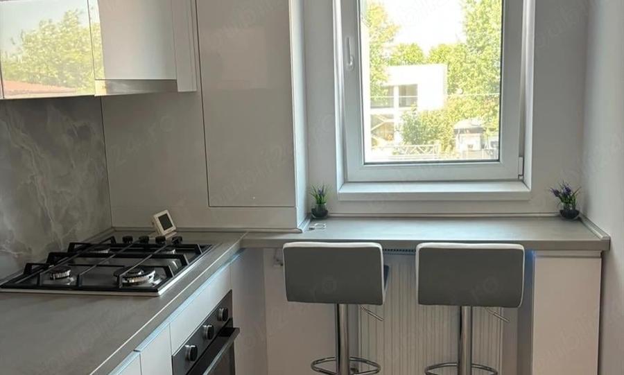Apartament cu 2 camere decomandat în Andronache