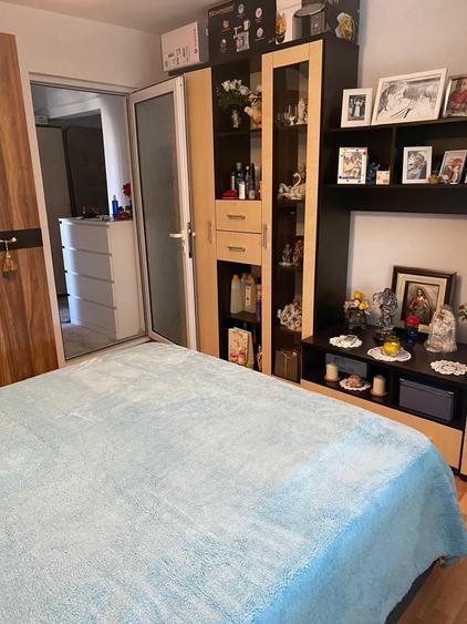 Apartament cu 2 camere decomandat în Steaua