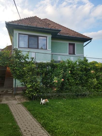 Casă individuală cu 6 camere cu Canalizare în Sângeorgiu de Mureș