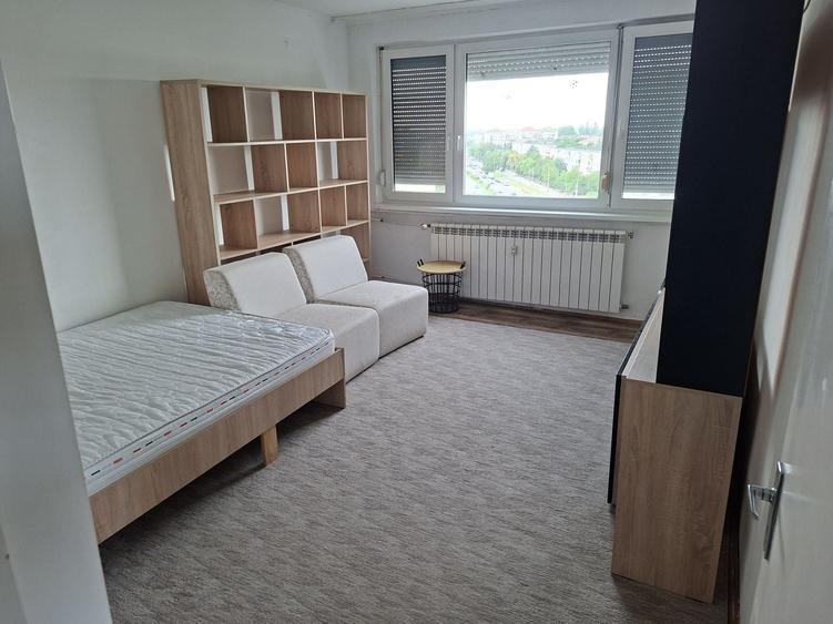 Apartament cu 2 camere decomandat în Rogerius