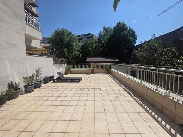HERASTRAU SOSEAUA NORDULUI APARTAMENT 3 CAMERE SPATIOS TERASA 60MP - 23