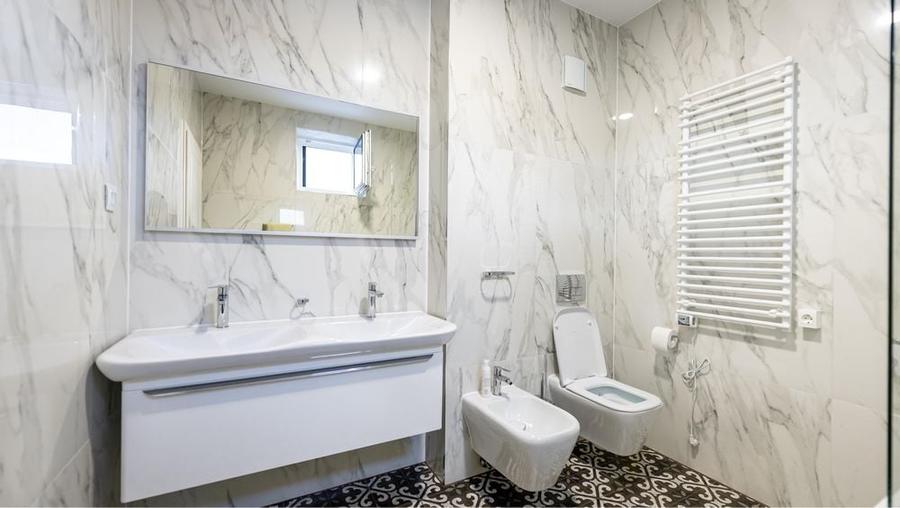 Apartament cu 4 camere decomandat în Griviței