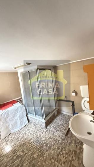 Casă individuală cu 5 camere cu Canalizare în Orașul Vechi