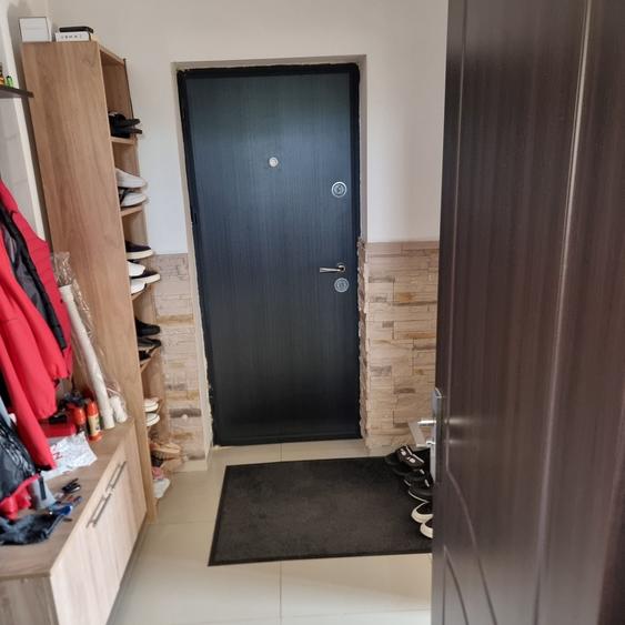 Apartament cu 2 camere decomandat în Cornetu