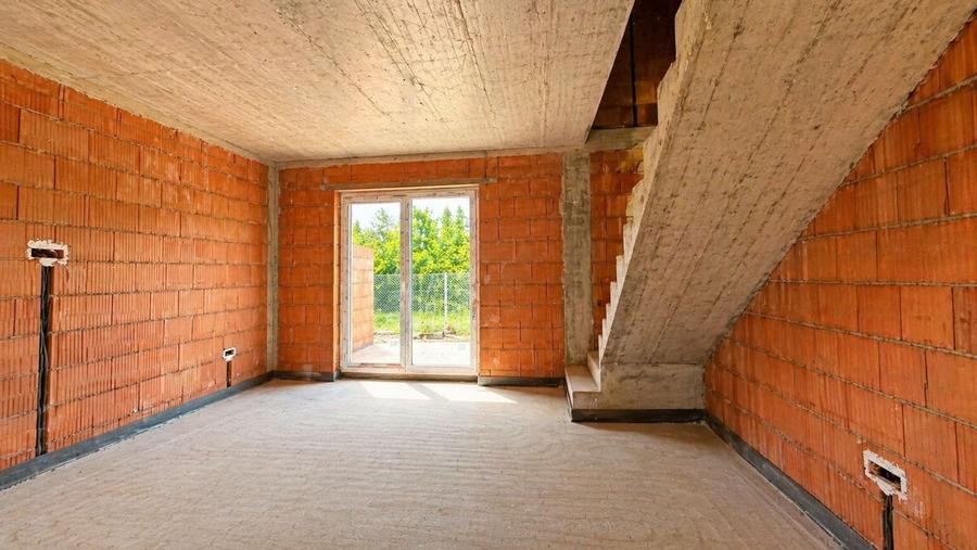 Duplex cu 3 camere cu Canalizare în Remetea Mare