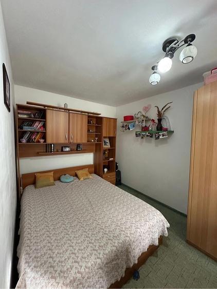 Apartament cu 2 camere nedecomandat în Govândari
