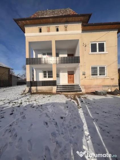 Spațiu comercial, de 320 mp, în Central