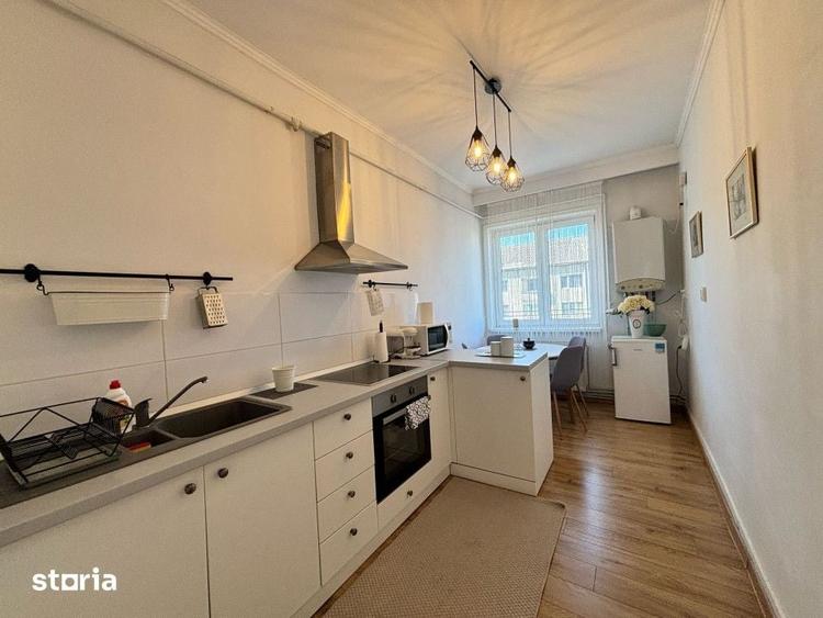 Apartament cu 2 camere decomandat în Republicii