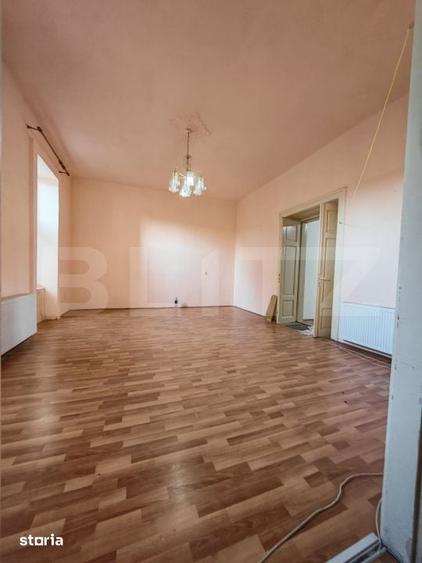 Apartament cu 5 camere în Iosefin