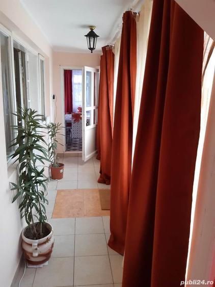 Casă cu 16 camere cu Teren 5800 Mp în Pietrele